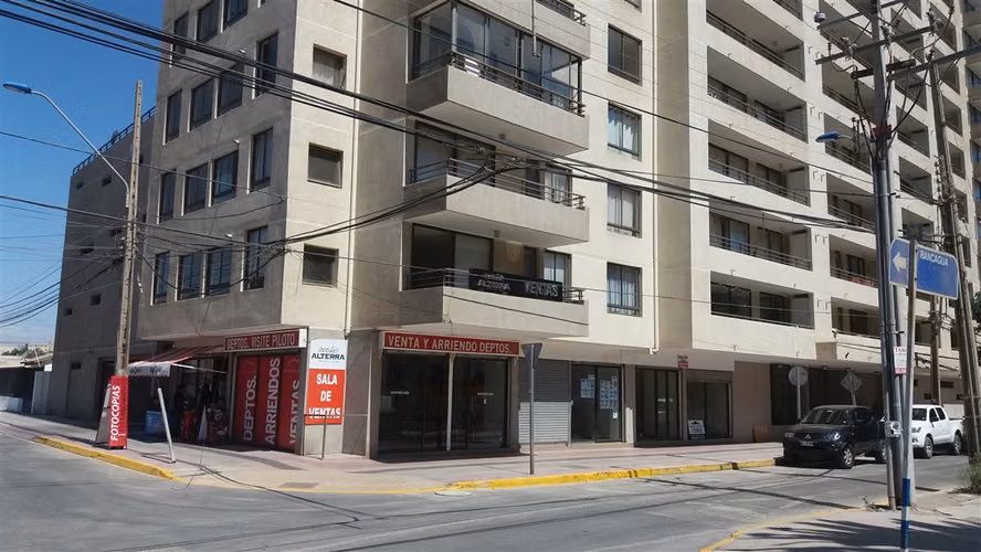 LOCAL COMERCIAL Local comercial en venta en Edificio Parque Alameda