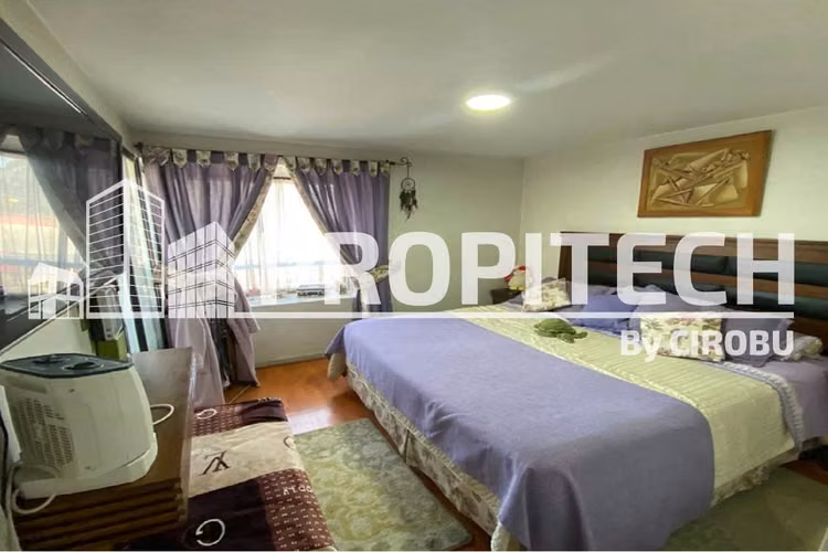 VENTA CASA MARAVILLOSA 4 HAB 4 BAÑ+ TERRAZA MAIPÚ