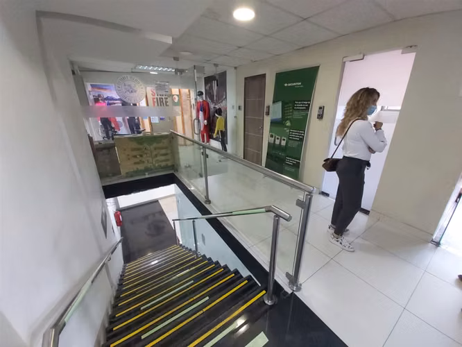 LOCAL COMERCIAL Av Marathon / Domingo Arteaga