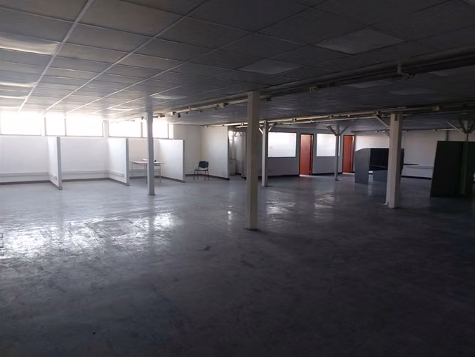 LOCAL COMERCIAL Av Marathon / Domingo Arteaga