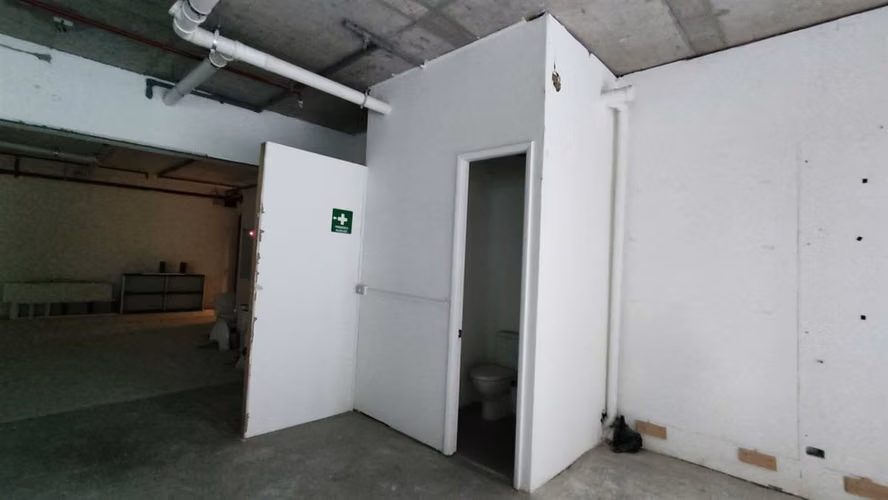 LOCAL COMERCIAL Edificio Britania