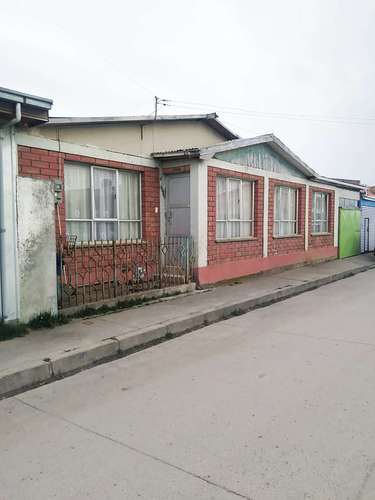 CASA EN PUERTO NATALES - Imagen 2