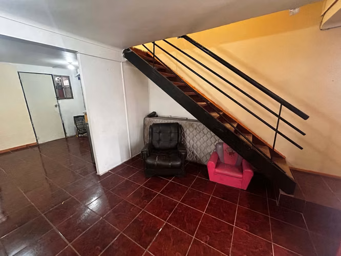 Casa 2 pisos, 2 Dorm, 1 baño, Pje Cerrado (51066) - Imagen 5