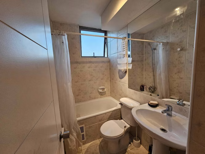 Arriendo Dpto 3D 2B 1E 1B Andalue (56161)