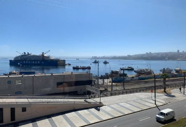 ARRIENDO OFICINA PLAN VALPARAISO 1958 MT2 - Imagen 19