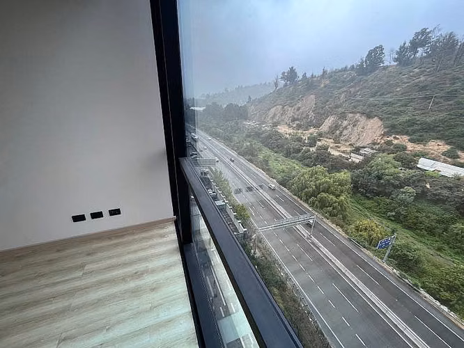 VENTA OFICINA 23 MT2 CENTRO EMPRESARIAL EL SALTO