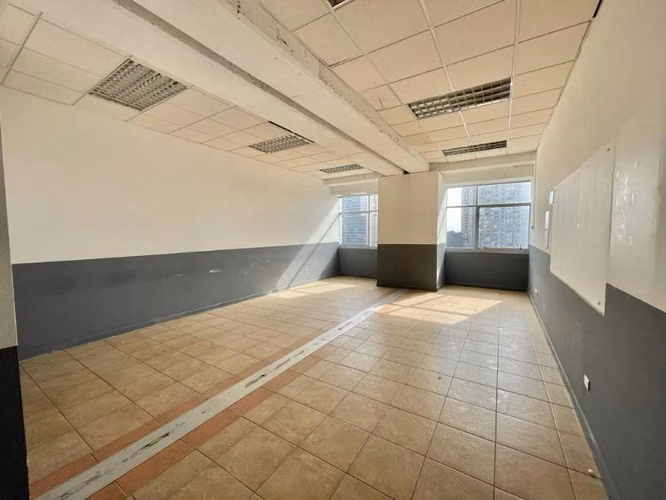 ARRIENDO OFICINA 1.438 MT2 VIÑA DEL MAR - Imagen 9