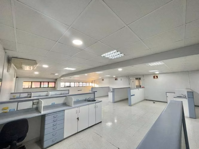 ARRIENDO OFICINA 1.640 MT2 VIÑA DEL MAR