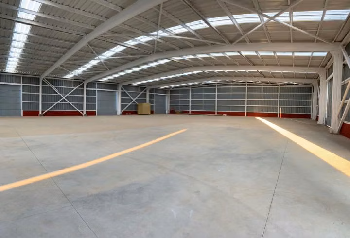 ARRIENDO BODEGA 550 M2 EN CENTRO LOGISTICO - Imagen 2