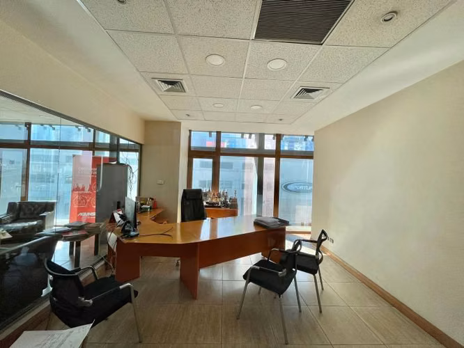 ARRIENDO OFICINA 740 M2 EN VALPARAÍSO BARRIO PUERT