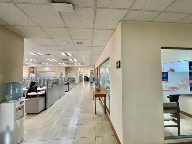 ARRIENDO OFICINA 740 M2 EN VALPARAÍSO BARRIO PUERT
