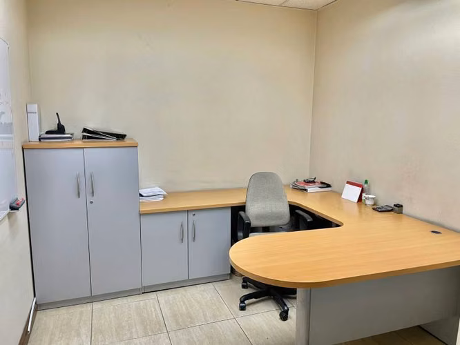 ARRIENDO OFICINA 740 M2 EN VALPARAÍSO BARRIO PUERT