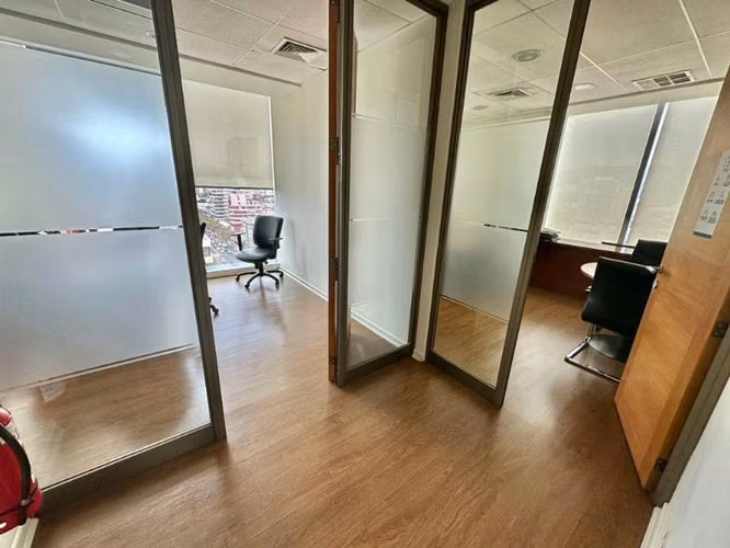 ARRIENDO OFICINA 190 MT2 LIBERTAD VIÑA DEL MAR - Imagen 13