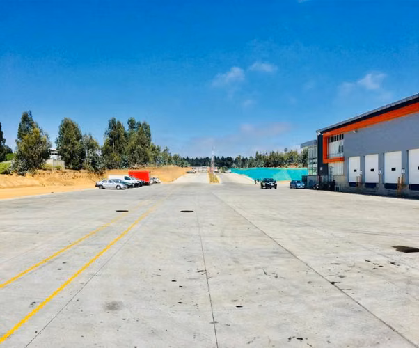 ARRIENDO BODEGA 1.600 MT2 CAMINO INTERNACIONAL
