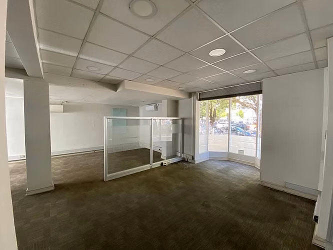 ARRIENDO CASA COMERCIAL 481M2 AV.LIBERTAD