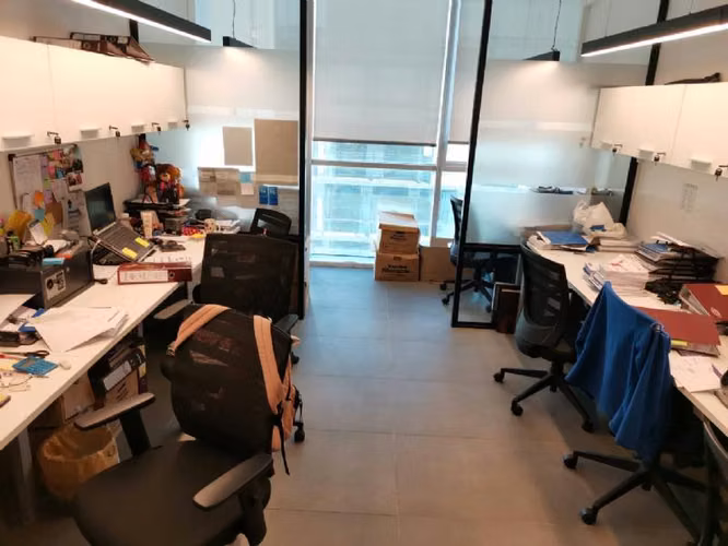 VENTA OFICINA 193 MT2 EL SALTO VIÑA DEL MAR