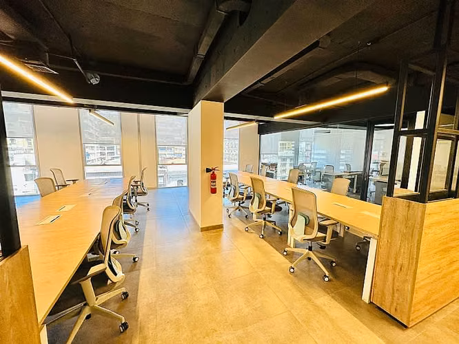 VENTA OFICINA 800 MT2 VALPARAISO