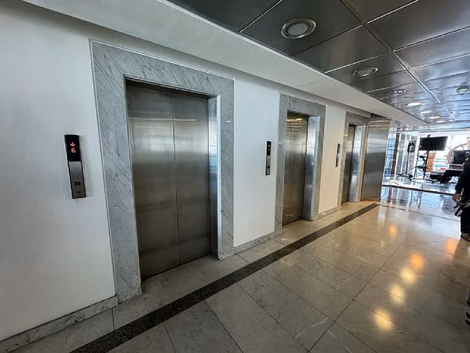 ARRIENDO OFICINA 850 MT2 ALTO ESTANDAR VALPARAISO