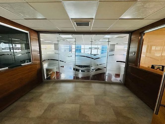 ARRIENDO OFICINA 850 MT2 ALTO ESTANDAR VALPARAISO