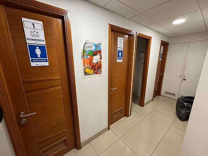 ARRIENDO OFICINA 1.300 MT2 ALTO ESTANDAR VALPARAIS