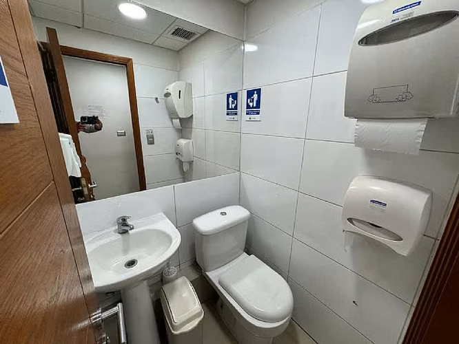 ARRIENDO OFICINA 1.300 MT2 ALTO ESTANDAR VALPARAIS
