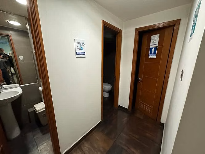 ARRIENDO OFICINA 2.180 MT2 ALTO ESTANDAR VALPARAIS