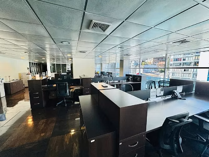 ARRIENDO OFICINA 2.180 MT2 ALTO ESTANDAR VALPARAIS