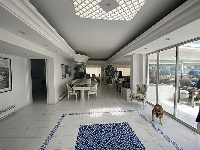 VENTA EDIFICIO DE 3 PENTHOUSE EN REÑACA VISTA AL M