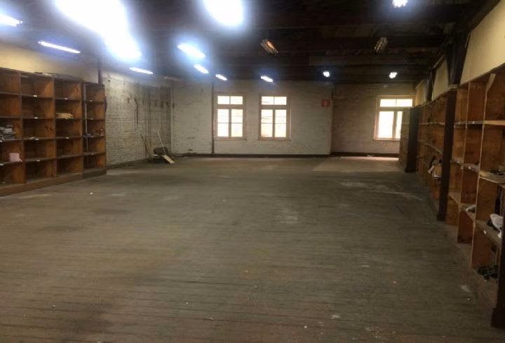 VENTA BODEGA EN EDIFICIO 3 PISOS VALPARAÍSO