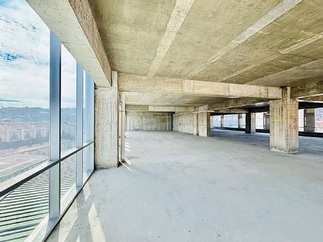 ARRIENDO OFICINA 1.000 MT2 VALPARAISO