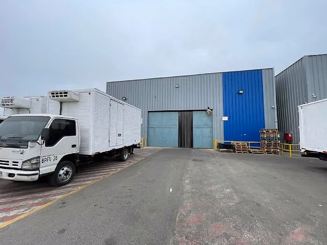 ARRIENDO BODEGA 400 M2 BARRIO IND CONCON