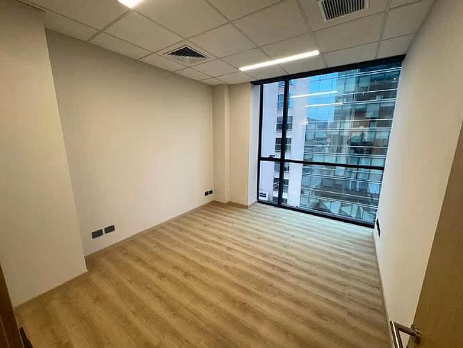 ARRIENDO OFICINA 41M2 EL SALTO + ESTACIONAMIENTO VALOR 20 UF