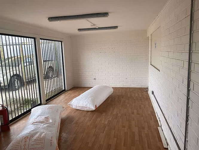 ARRIENDO BODEGA 1.000 M2 EN CENTRO LOGISTICO LA PO - Imagen 14