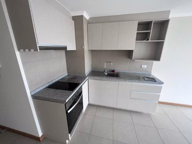 VENTA SEMI NUEVO  DEPARTAMENTO 1D1B  VILLA ALEMANA