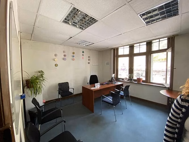 ARRIENDO OFICINA 440 M2 EN CALLE CONDELL