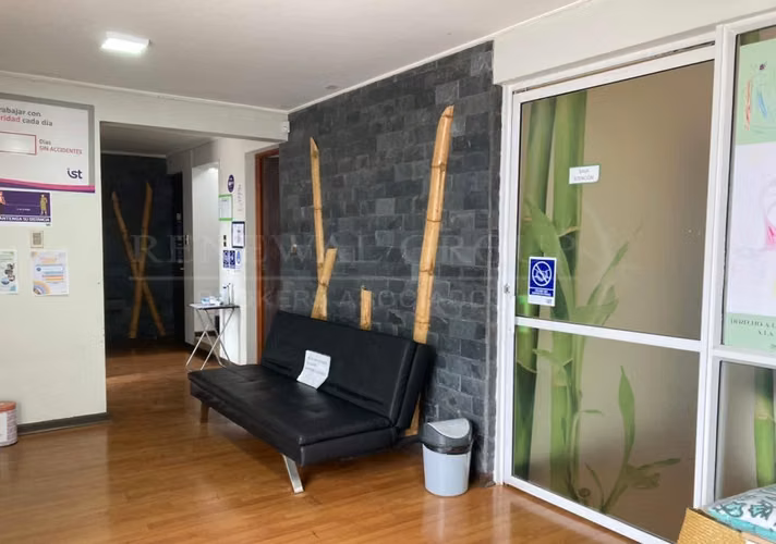 Amplia  casa para uso de oficinas.  (56937) - Imagen 5