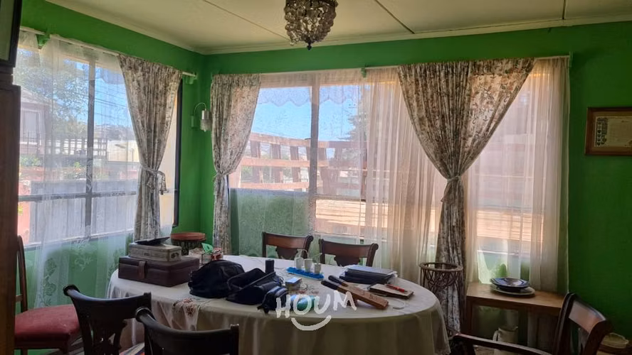 Casa en Del Medio