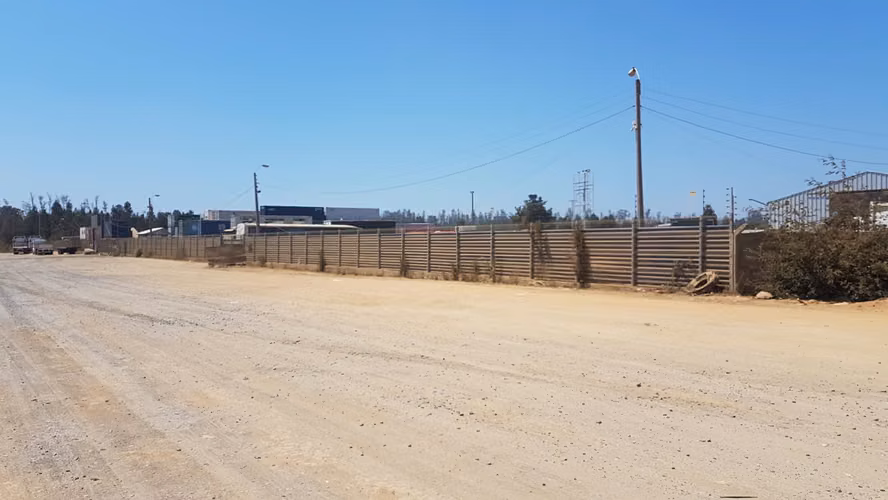 Placilla Oriente, zona HI, Industrias, talleres y Bodegajes - Imagen 8