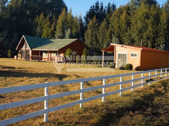 VENDE CAMPO CON CASA PATRONAL - REGIÓN DE ÑUBLE