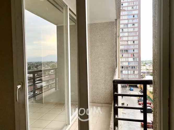 Departamento en Avenida María Rozas Velásquez