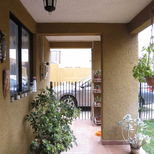 SE VENDE CASA EN BARRIO LAS ROSAS, MAIPU - Imagen 5