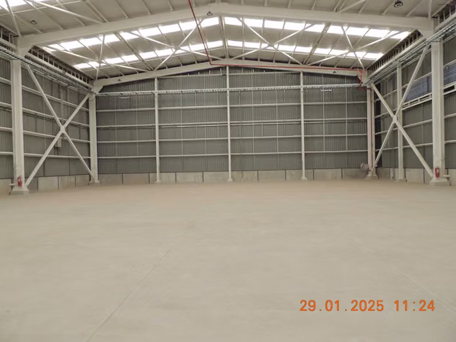 BODEGA DE 1000 M2 EN ENEA  (61341)