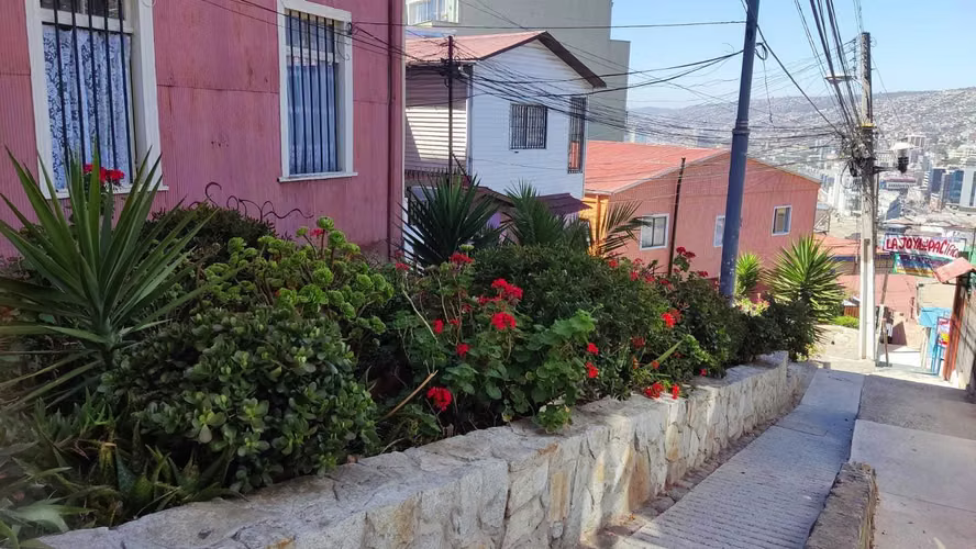 Hermosa casa Hostal, a puertas cerradas  (61233) - Imagen 2