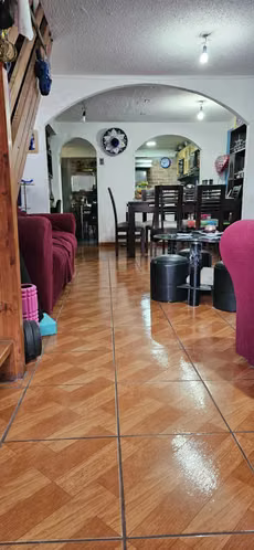 villa Aguas claras Peñaflor amplia casa (61954)