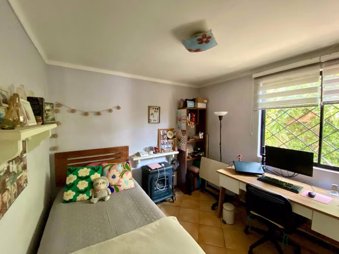 Casa En Venta 4d3b+3est+bod. La Cisterna (63162)