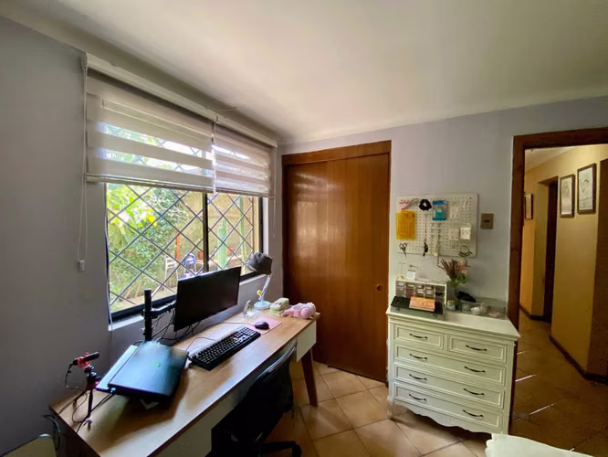 Casa En Venta 4d3b+3est+bod. La Cisterna (63162)