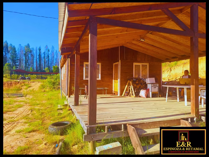 No te pierdas la parcela con casa, en Colico (63113)