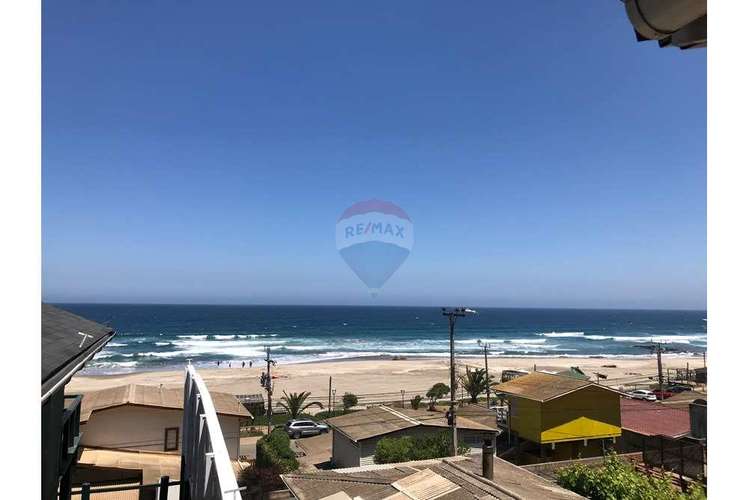 Oportunidad casa frente al mar maitencillo!!