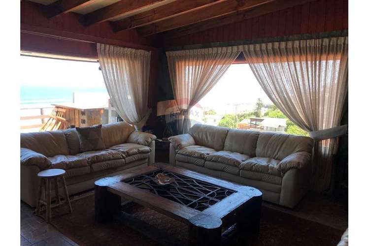 Oportunidad casa frente al mar maitencillo!!