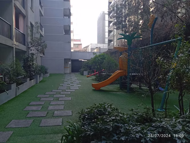 Departamento 2D,2B Piso 1 en patio interior  (64147)